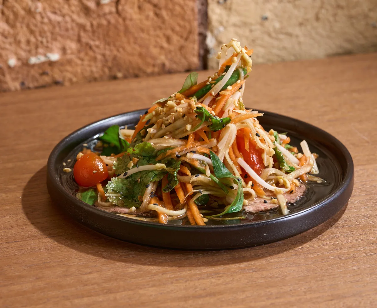 Papaya Salad w/ Beef